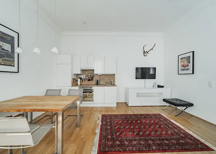 Bright And In Classy Area Appartement Wenen